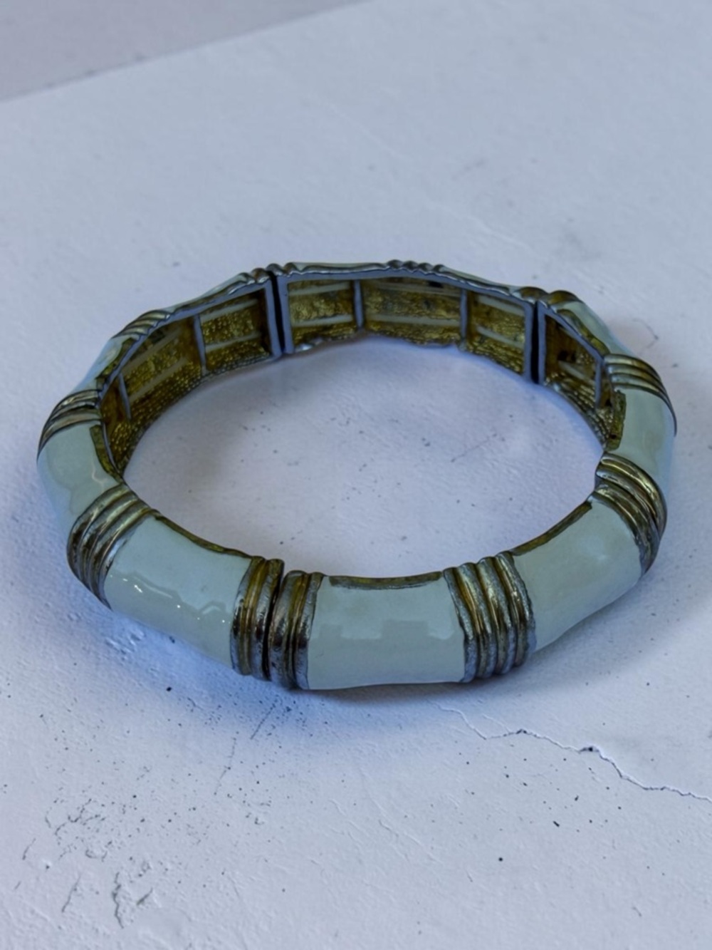 Vintage Cream Enamel Gold Tone Bamboo‎ Bangle Bracelet Chunky Hinged Segment